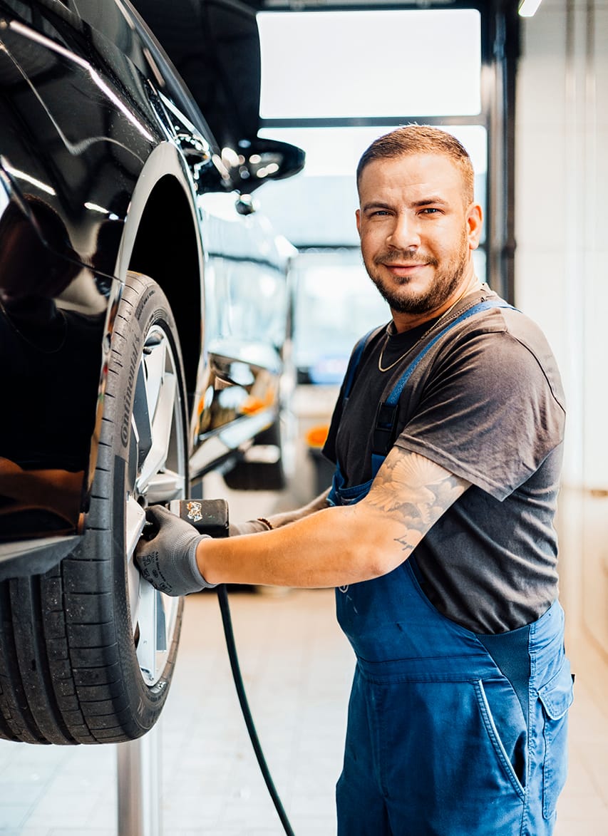 Slider Werkstatt Ausbildung.jpg